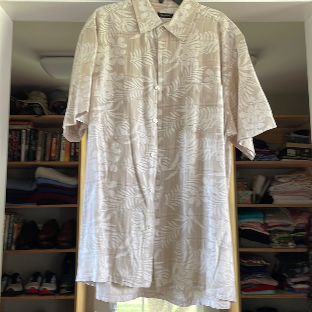 Club Room Hawaiian Style T-Shirt